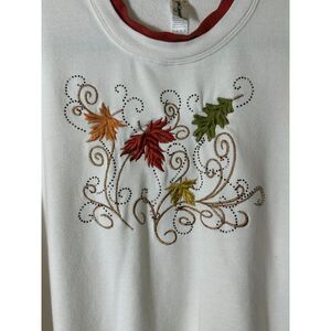 Decorated Originals Women's Cozy Fall Themed Embroidered Sweatshirt Size XL